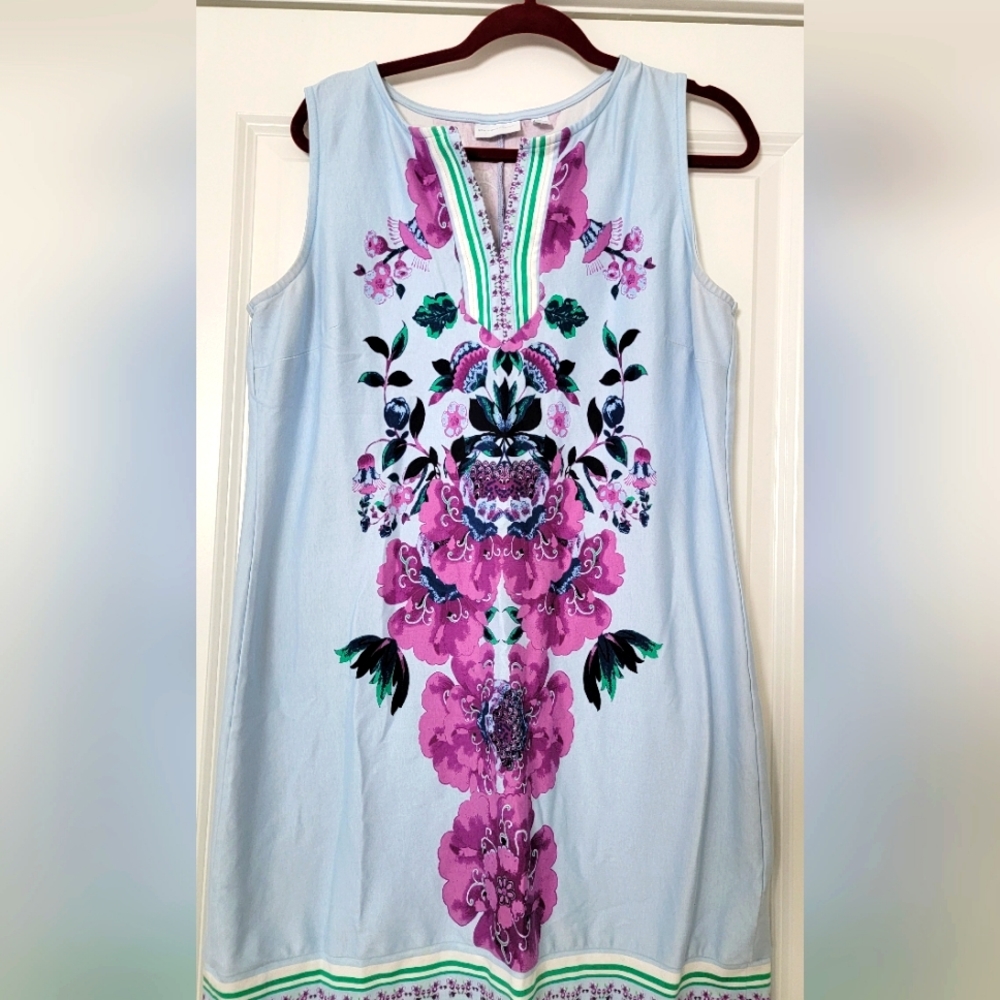 NY and Company  dress size XL,  beautiful floral design on front and back